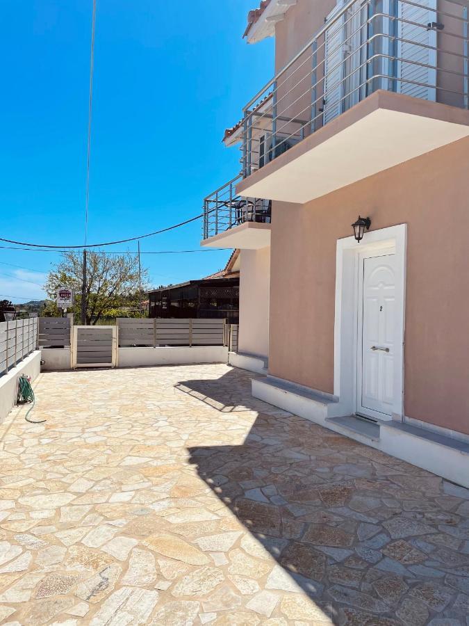 Angelos Apartments Lixouri Exterior foto
